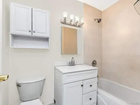 25 Trinity Place New Rochelle NY 10805