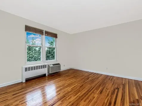 25 Trinity Place New Rochelle NY 10805