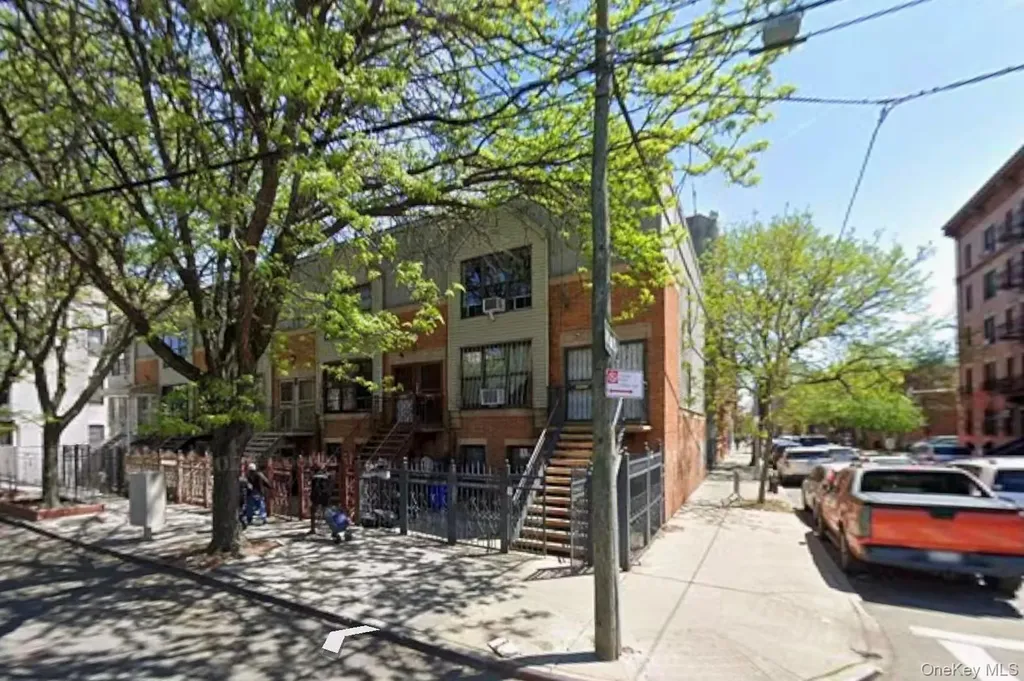 2000 Mapes Avenue Bronx NY 10460