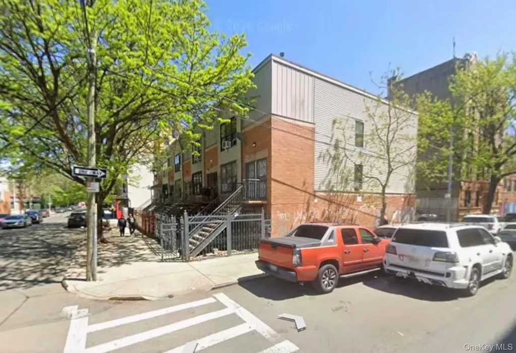 2000 Mapes Avenue Bronx NY 10460