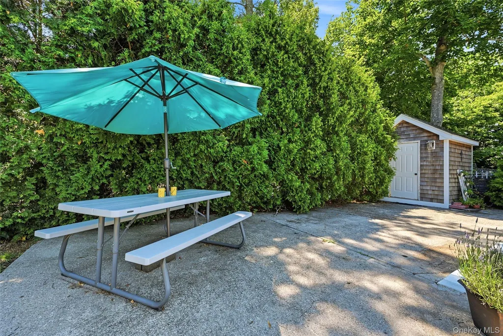 26 Hickory Road Rocky Point NY 11778