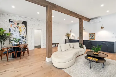 93 Central Avenue Sea Cliff NY 11579