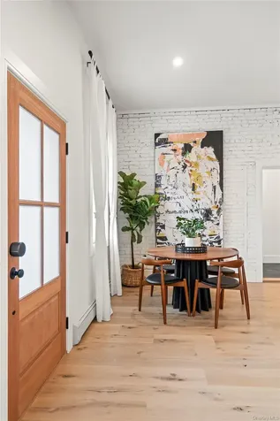 93 Central Avenue Sea Cliff NY 11579