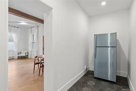 93 Central Avenue Sea Cliff NY 11579