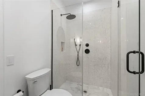 93 Central Avenue Sea Cliff NY 11579
