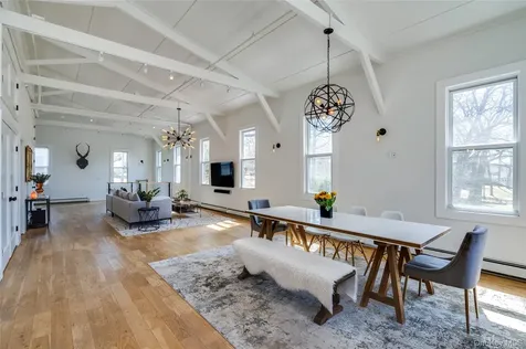 93 Central Avenue Sea Cliff NY 11579