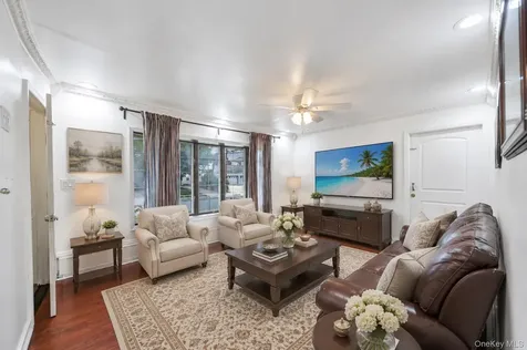 163 Miller Road Hicksville NY 11801