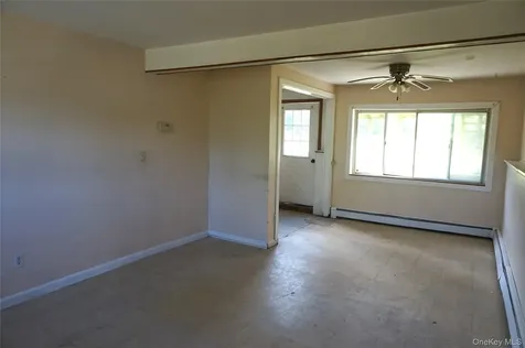 62 Warwick Road Carmel NY 10512
