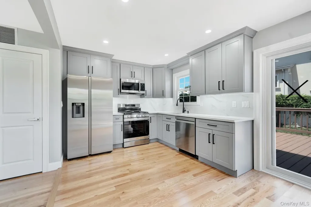 5 Notus Avenue Staten Island NY 10312