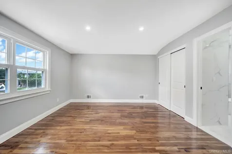 5 Notus Avenue Staten Island NY 10312