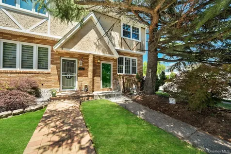 5 Notus Avenue Staten Island NY 10312