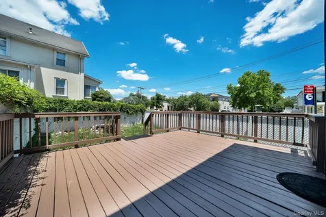 5 Notus Avenue Staten Island NY 10312