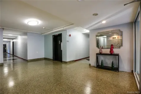 720 Pelham Road New Rochelle NY 10805