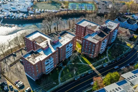 720 Pelham Road New Rochelle NY 10805