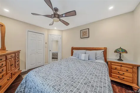 1053 Ocean Avenue Bay Shore NY 11706