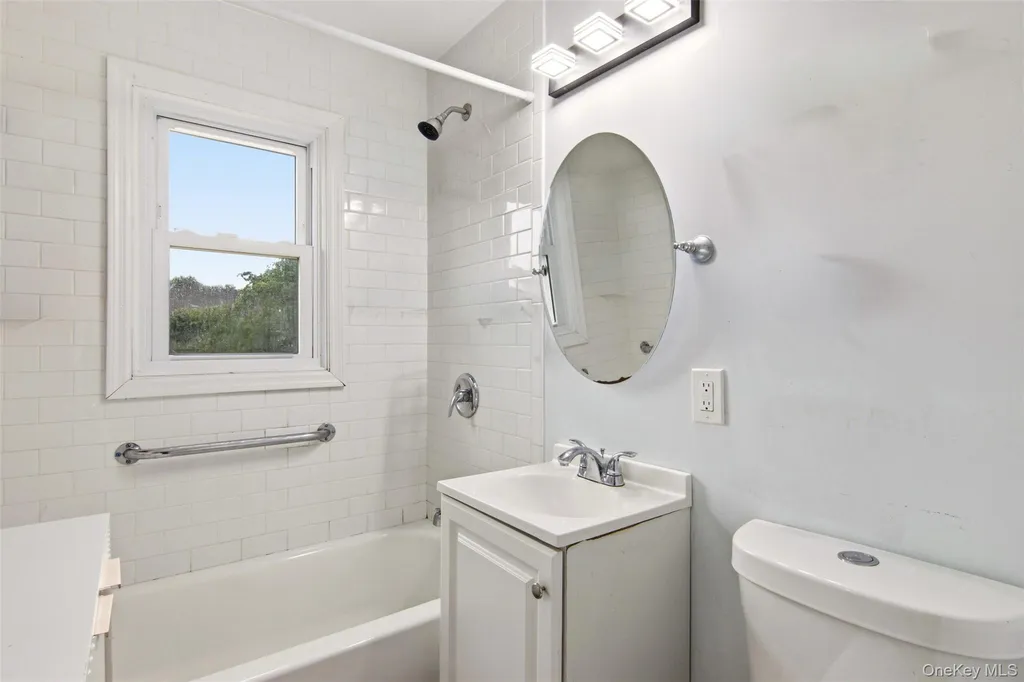 114 Davidson Street Wyandanch NY 11798