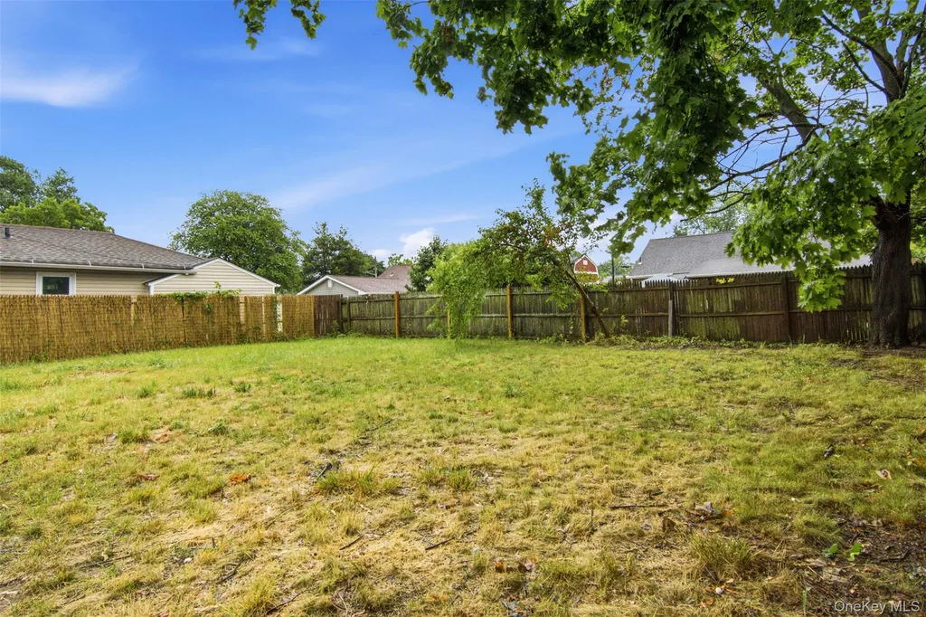 114 Davidson Street Wyandanch NY 11798