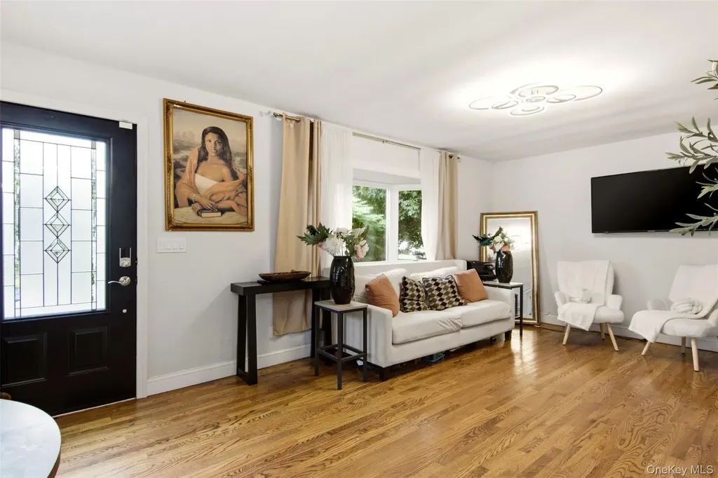 114 Davidson Street Wyandanch NY 11798