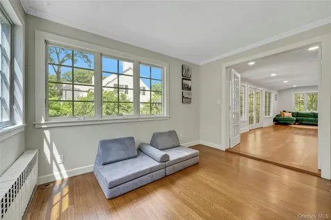 42 Knollwood Drive Larchmont NY 10538