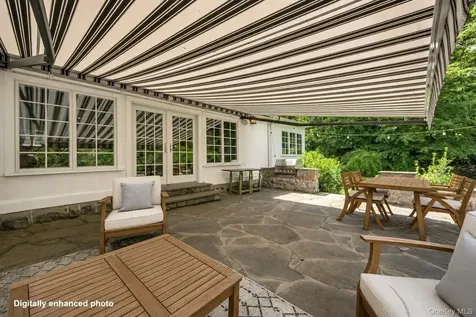 42 Knollwood Drive Larchmont NY 10538