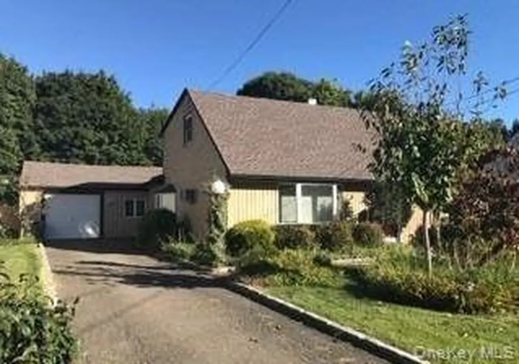 29 Fieldstone Drive Syosset NY 11791