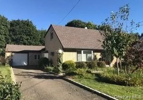 29 Fieldstone Drive Syosset NY 11791