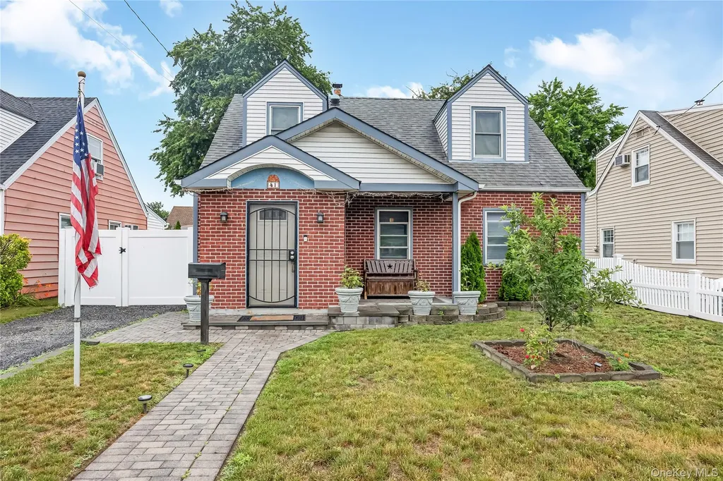 41 Haig Road Valley Stream NY 11581