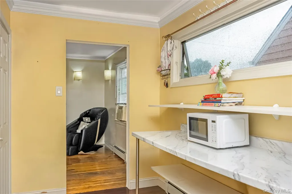 41 Haig Road Valley Stream NY 11581