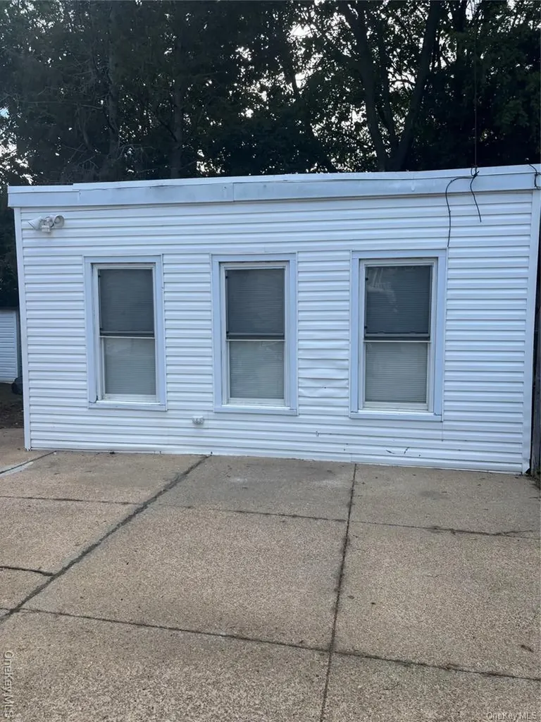311 Madison Avenue Cedarhurst NY 11516