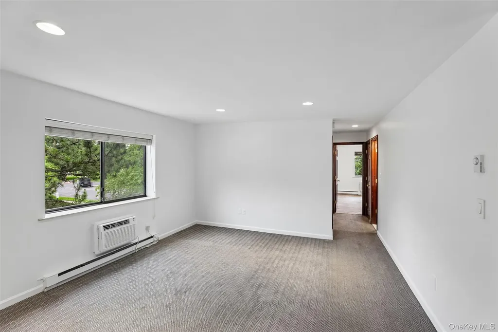 530 Hudson Avenue Cedarhurst NY 11516