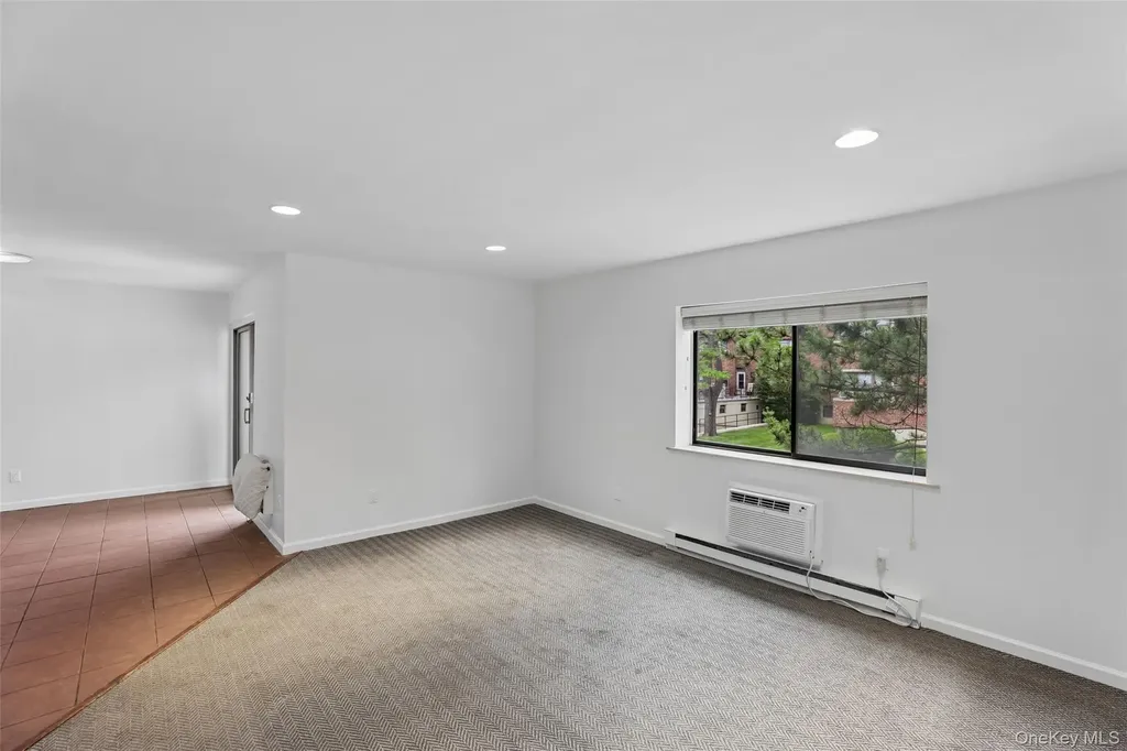 530 Hudson Avenue Cedarhurst NY 11516