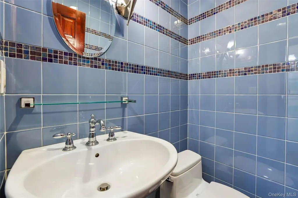 530 Hudson Avenue Cedarhurst NY 11516