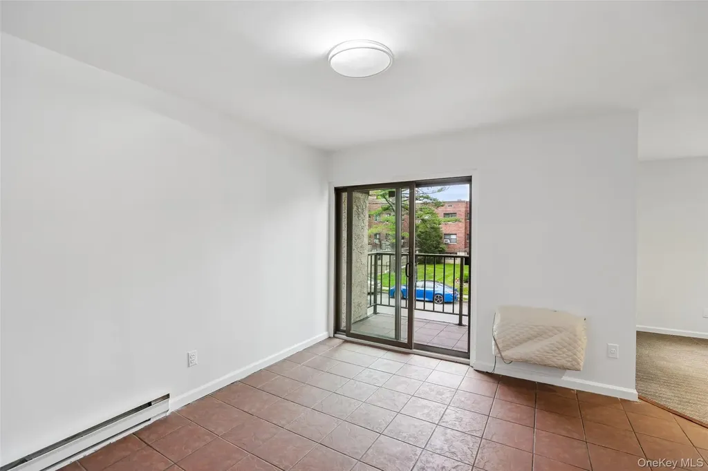 530 Hudson Avenue Cedarhurst NY 11516