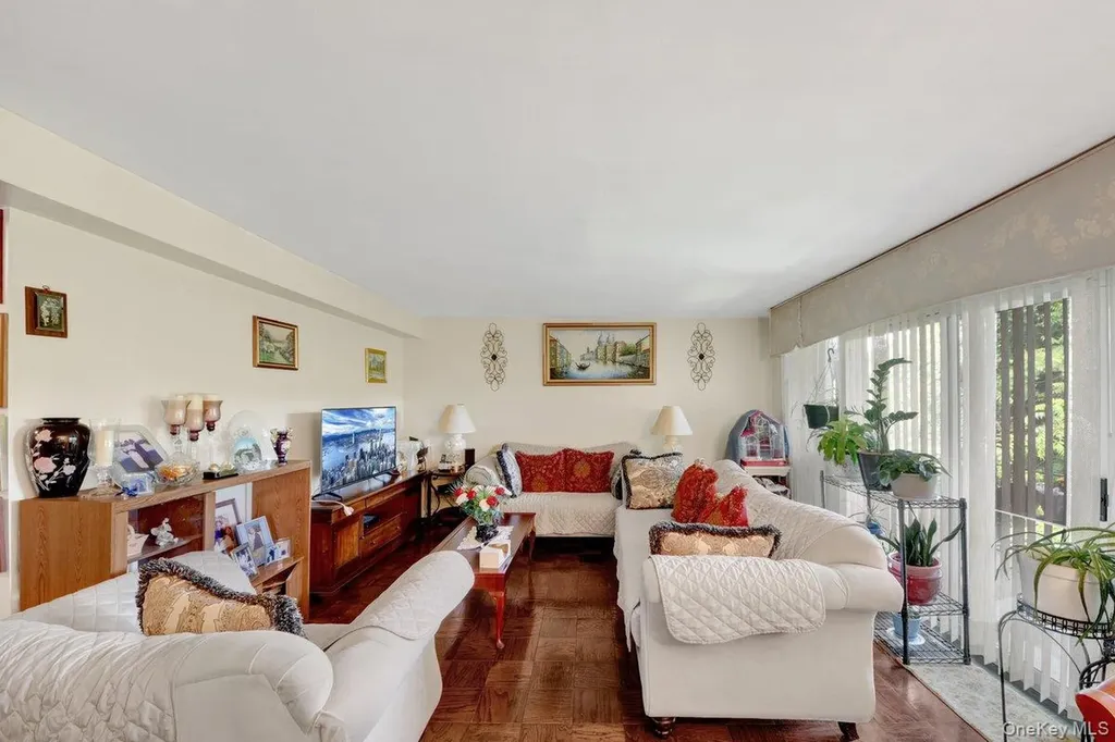 51 Lorraine Terrace Mount Vernon NY 10553