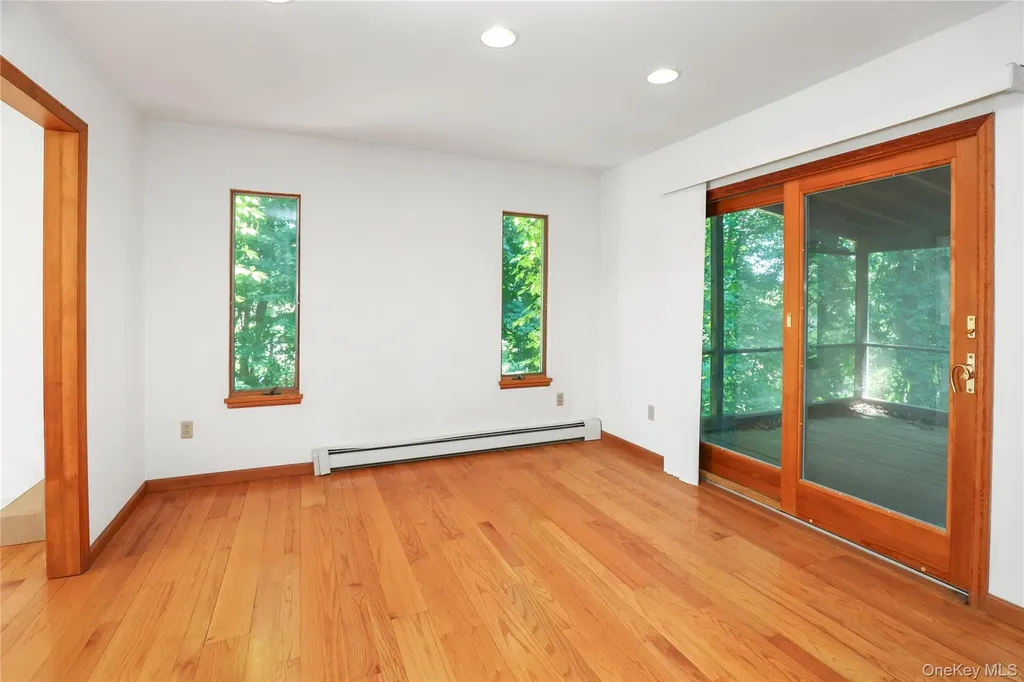 2 Verven Road Poughkeepsie NY 12603