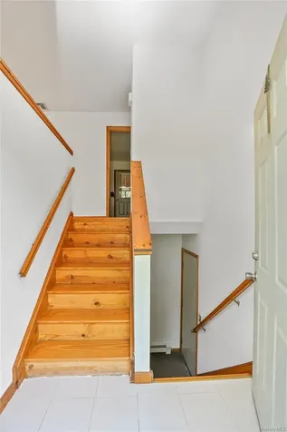 2 Verven Road Poughkeepsie NY 12603