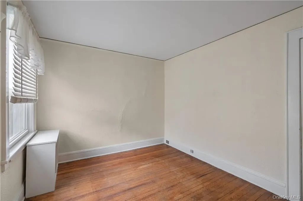 68 Stephenson Boulevard New Rochelle NY 10801