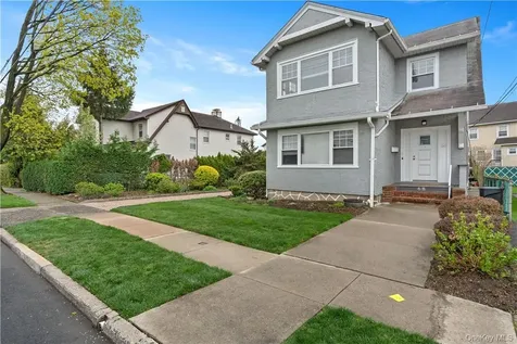 68 Stephenson Boulevard New Rochelle NY 10801