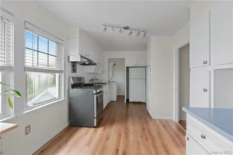 68 Stephenson Boulevard New Rochelle NY 10801