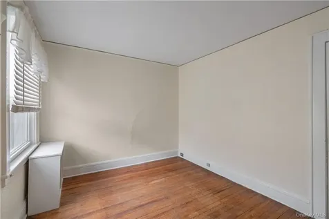68 Stephenson Boulevard New Rochelle NY 10801