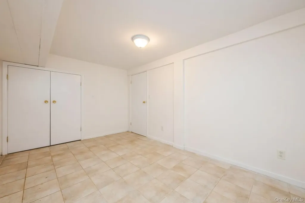 130 Soundview Road Huntington NY 11743