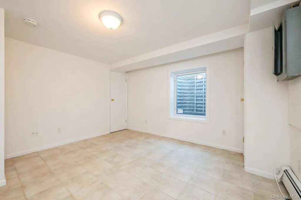 130 Soundview Road Huntington NY 11743