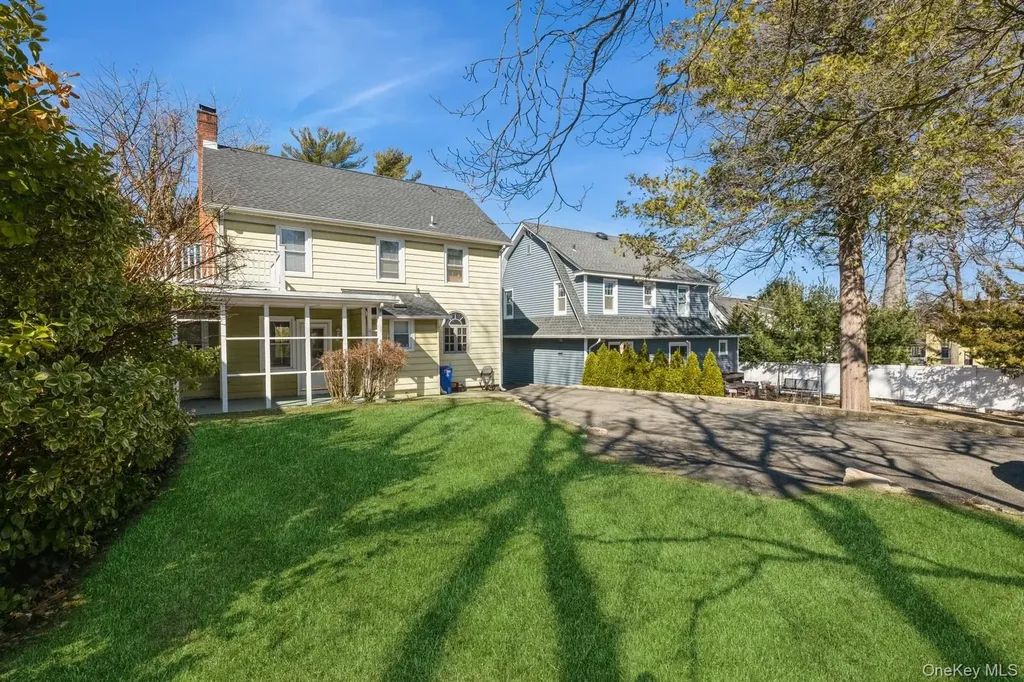 130 Soundview Road Huntington NY 11743