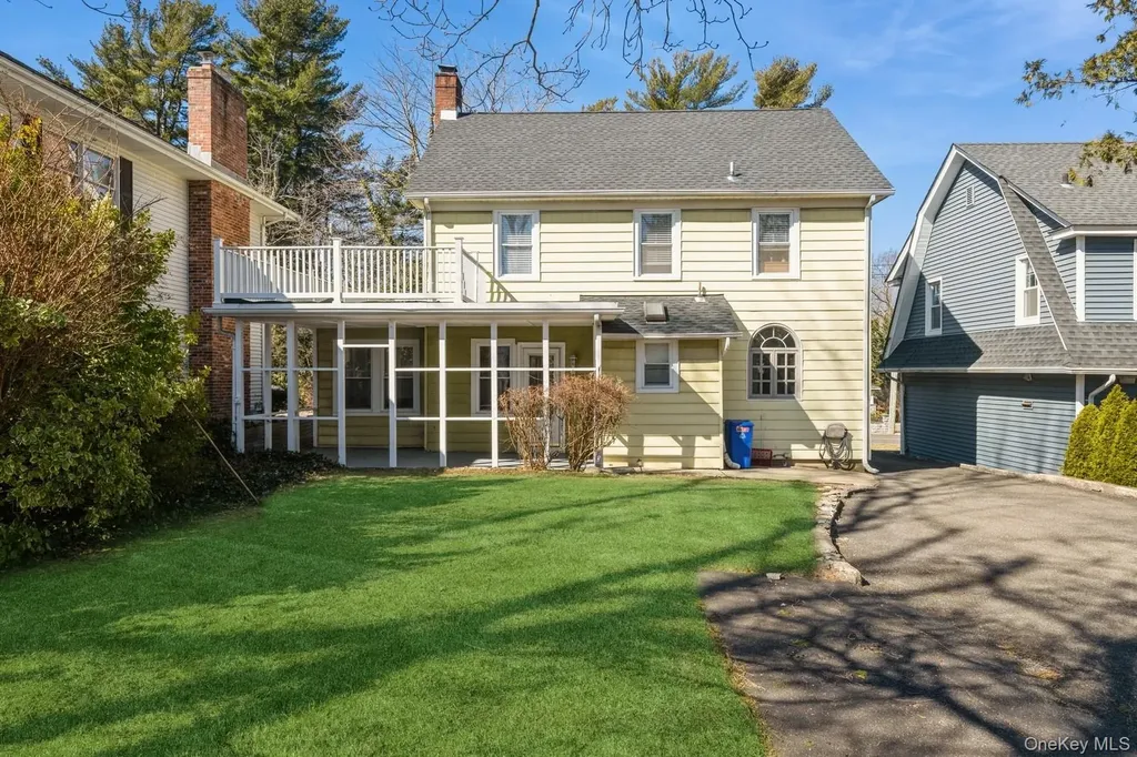130 Soundview Road Huntington NY 11743