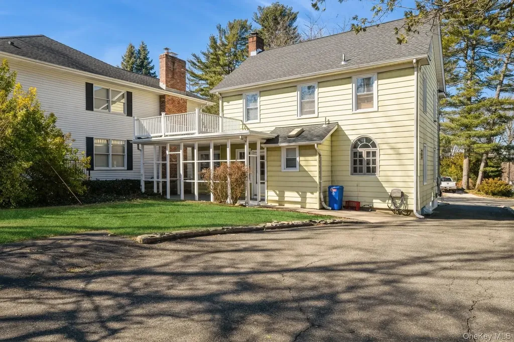 130 Soundview Road Huntington NY 11743