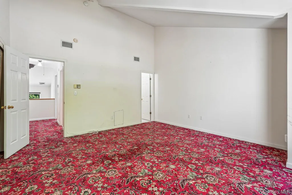 212 Arlington Court Bardonia NY 10954