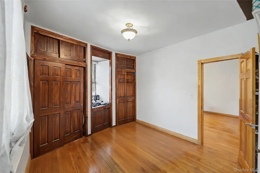 136-05 Sanford Avenue Flushing NY 11355