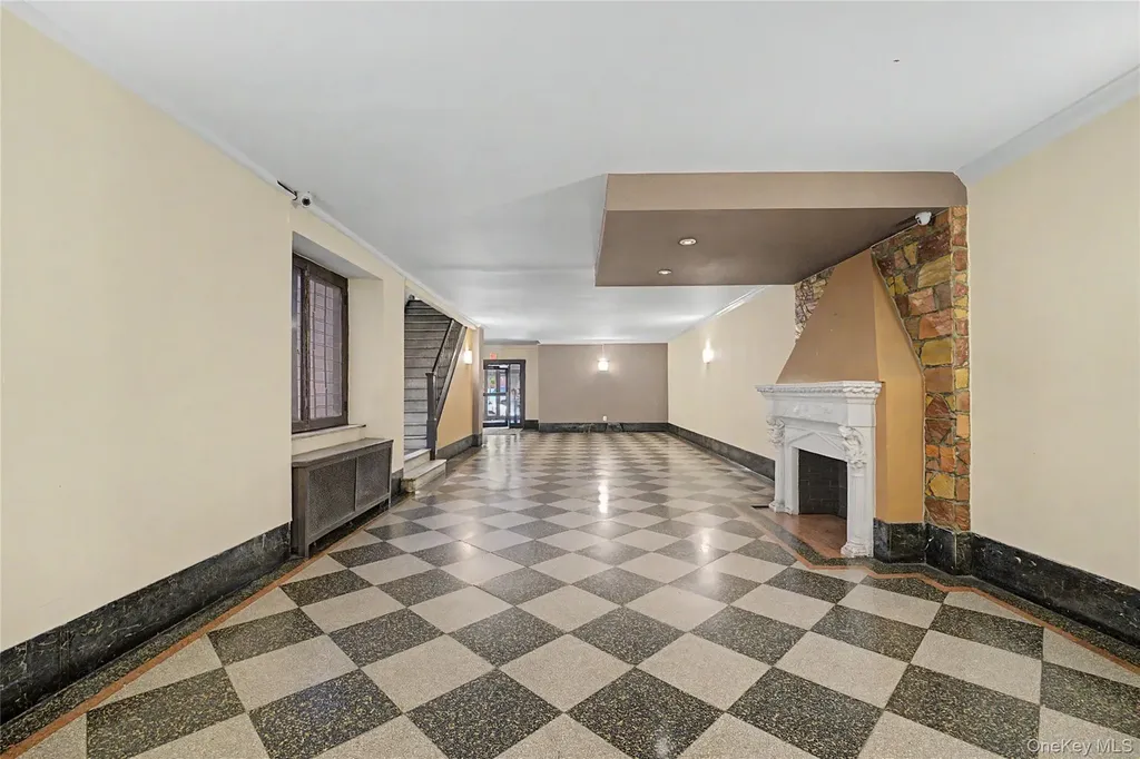 136-05 Sanford Avenue Flushing NY 11355