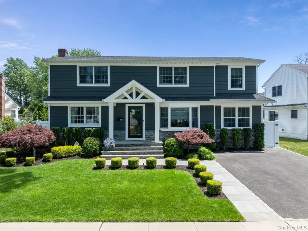 565 Kell Place Seaford NY 11783