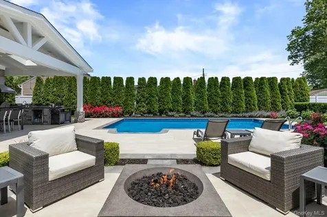 565 Kell Place Seaford NY 11783